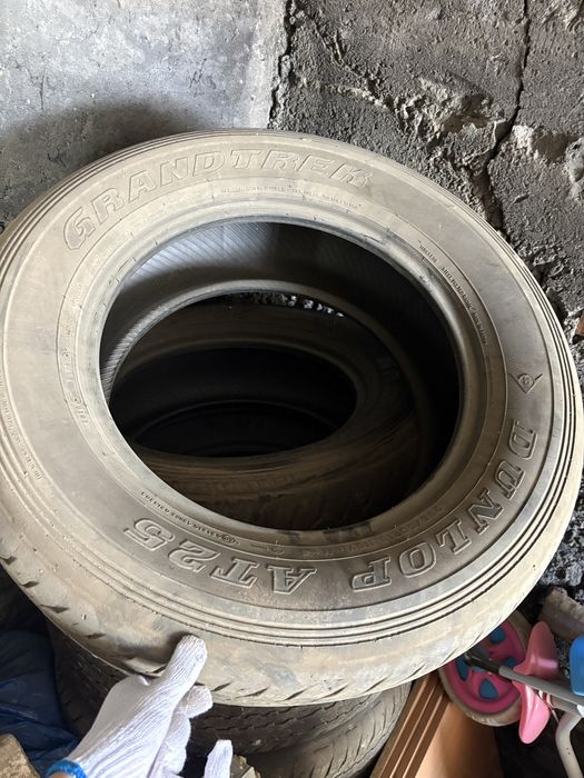 Продам шины в комплекте