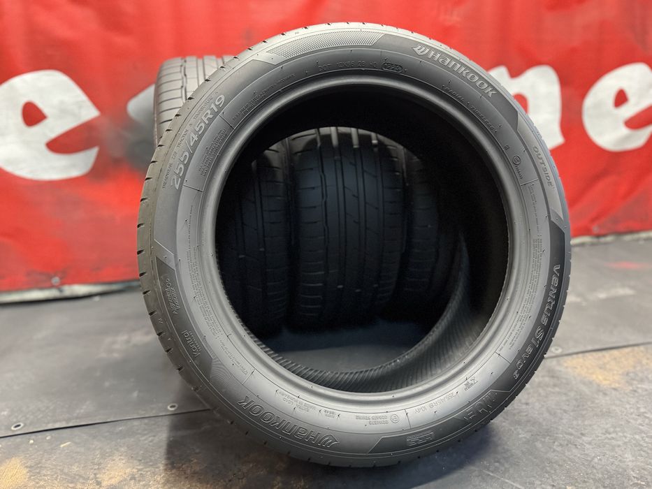 255 45 19, Летни гуми, Hankook VentusS1EVO3, 4 броя