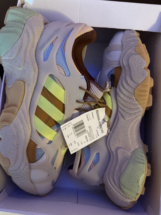 Adidas Roverend adventure