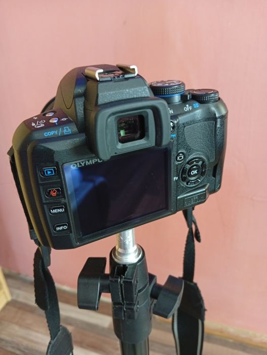 Samsung NX1000  camera