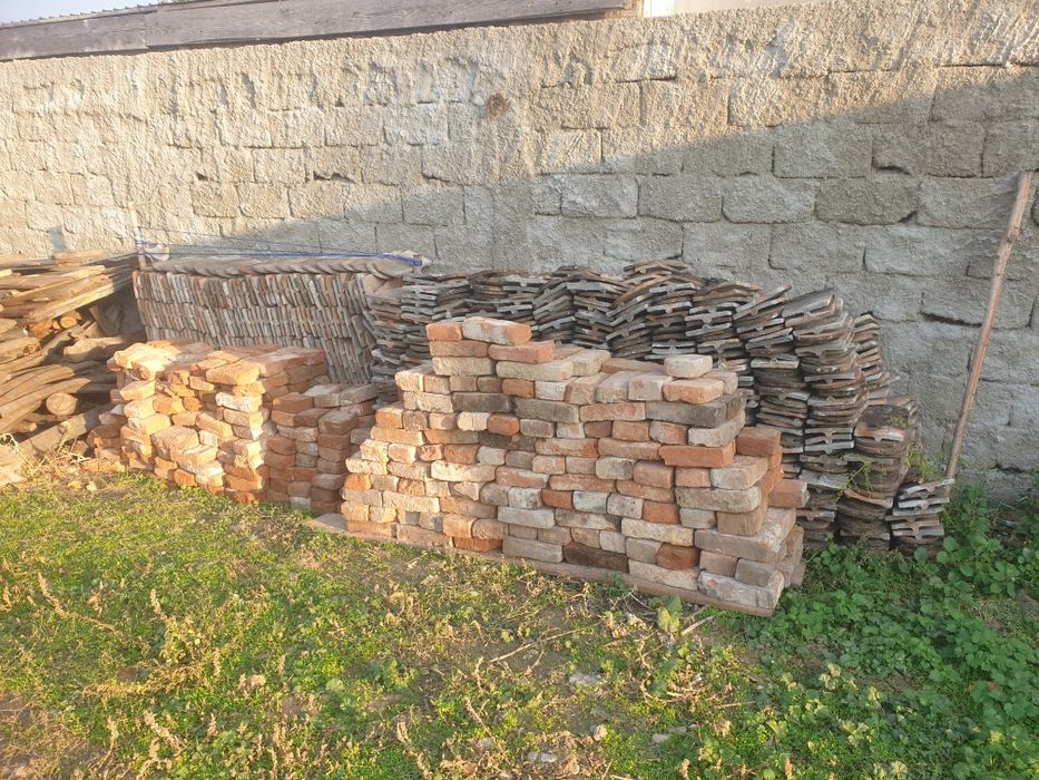 Tigla solz ( app 1500 buc )