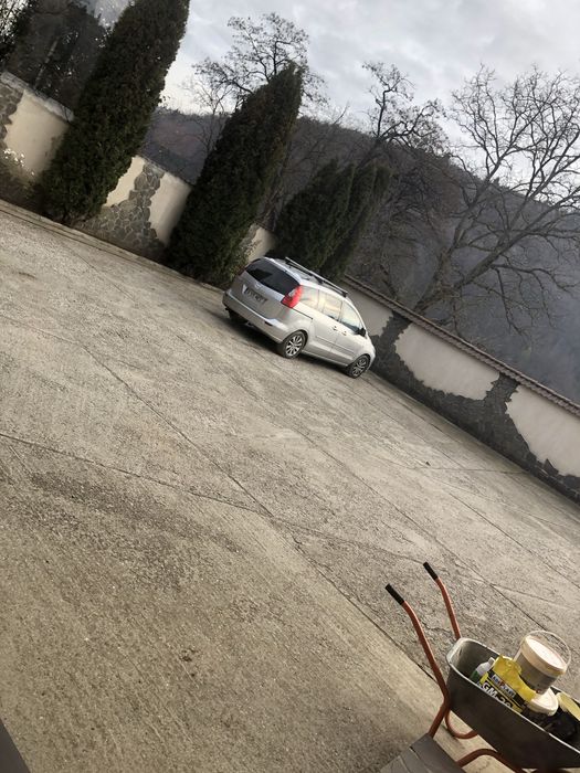 Camin de batrani de inchiriat