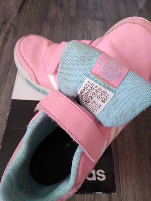 Детски ориг.маратонки 38 1/2 номер, кецове  размер 33-25-60лв.