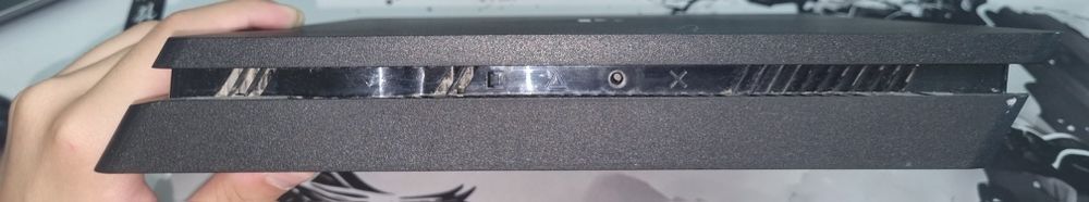 Ps 4 slim и 2 джойстика +Mortal kombat 11 Ultimate