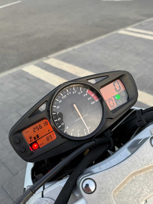 Suzuki GSR 600, 2007, injectie