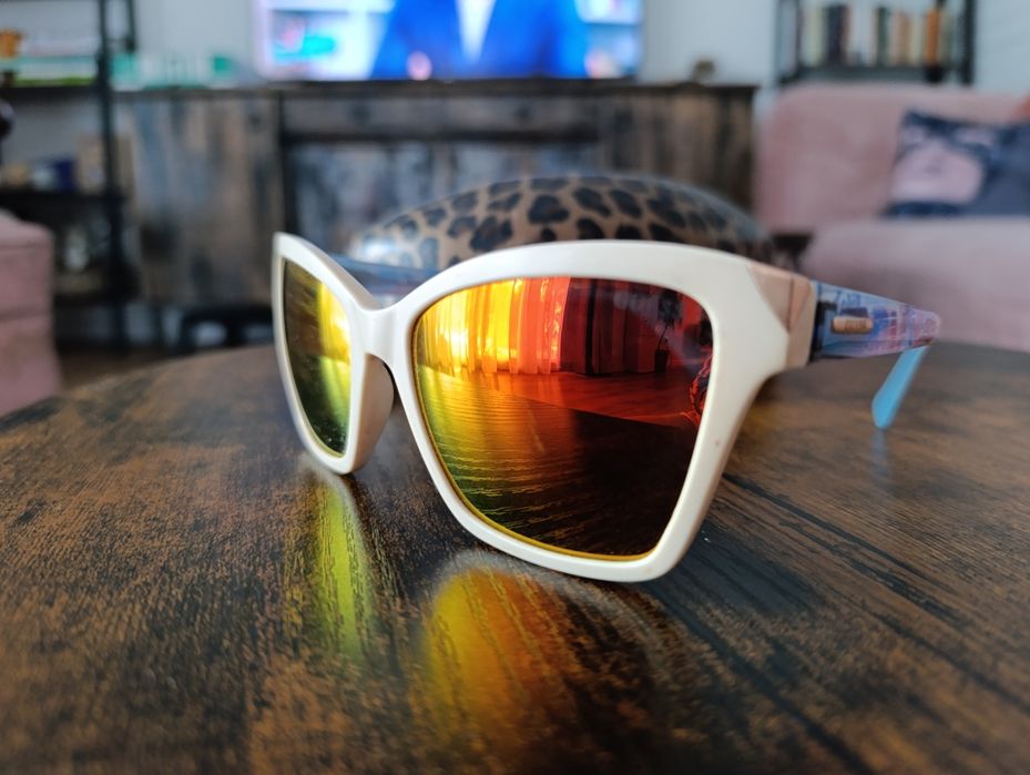 Оригинални слънчеви очила Guess и Max & Co