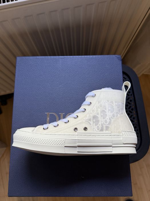 Sneakers Premium