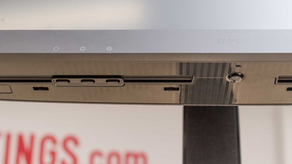 Чисто нов монитор: Samsung Odyssey G7 S28BG700EP