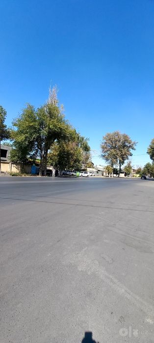 Сергели Дом коробка у дороги 6 соток 3 уровня