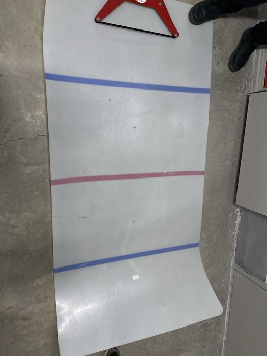 Продам иссеусивенный лед для дриблинга. Хоккей