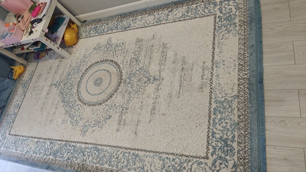 Продам ковер 2х3