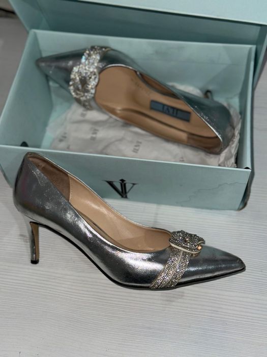 Туфли серебристый