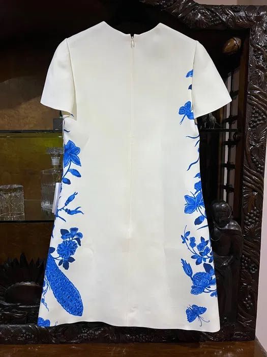 Valentino рокля. Намалена!