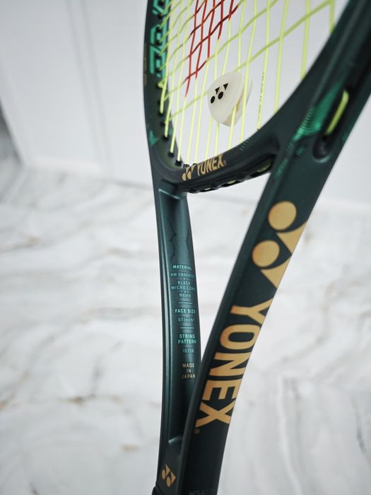 Yonex Vcore Pro 97H