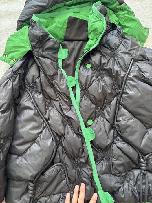 Проадется зимня куртка