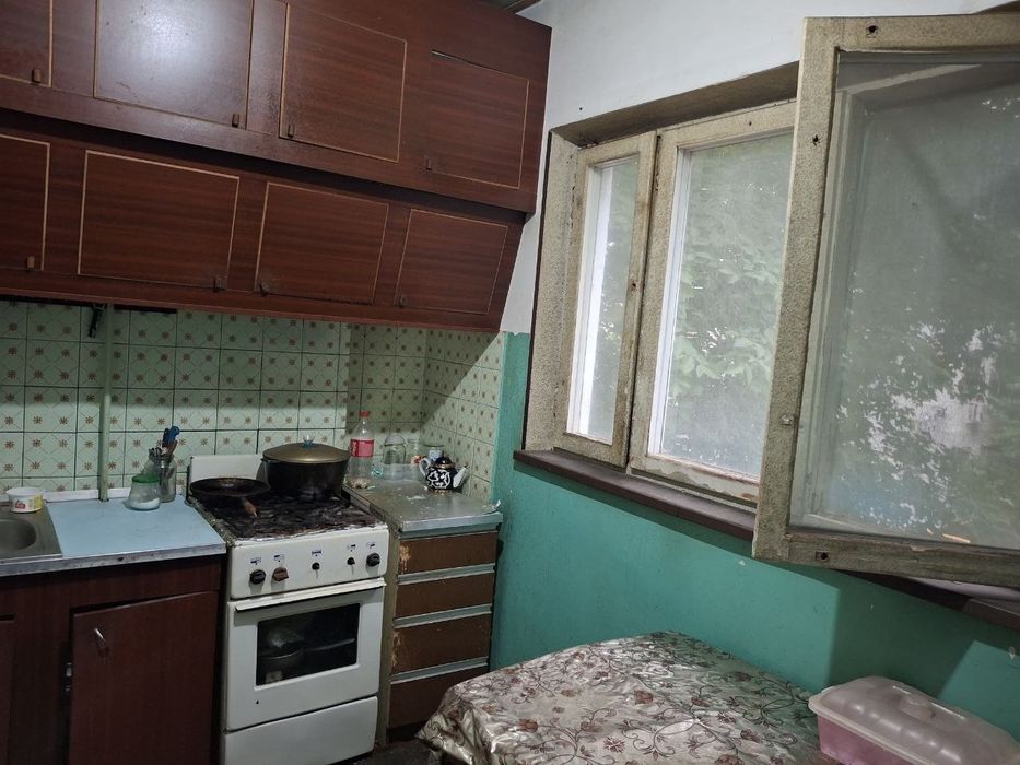 1/2/4  Сампи. Сельхоз.   б 2/6. Общ- 45кв.    300 уе