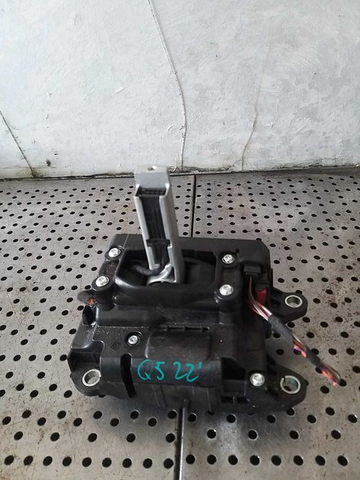 Schimbator viteze cutie automata 2.0 d audi q5 fy 80b713041n 10011742400