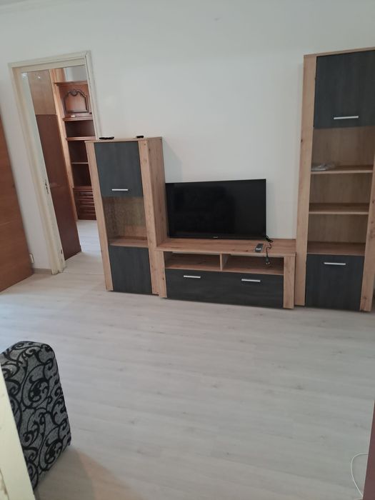 Închiriez apartament 2camere Pitești zona Craiovei