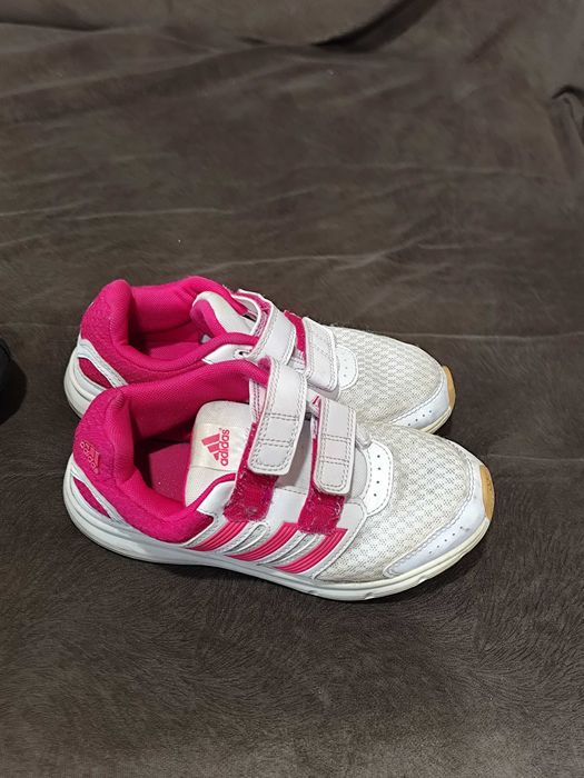 Маратонки Adidas 32 номер.