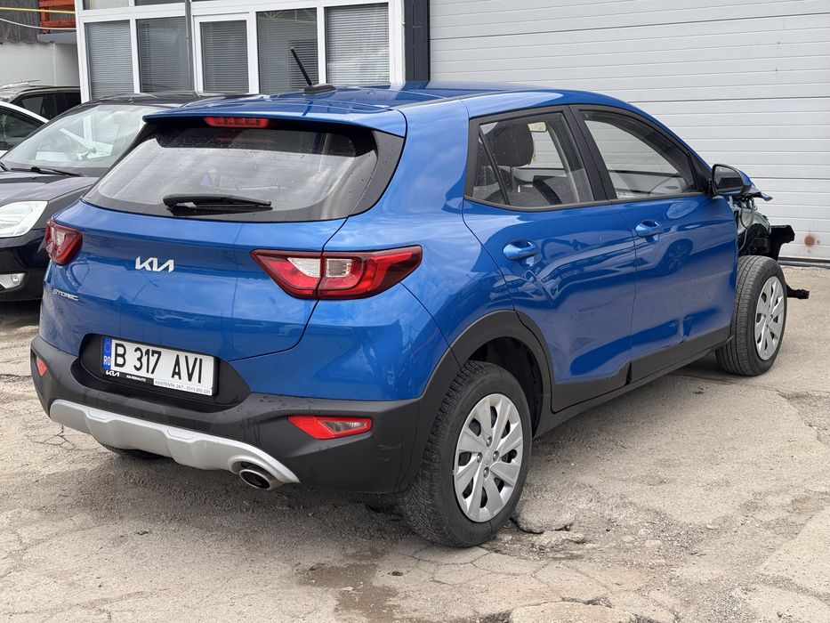Kia Stonic 1.2 Benzina 2023 usor avariat