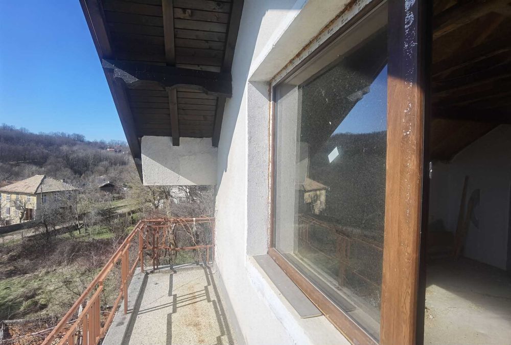 Прекрасна къща в с. Лесичарка