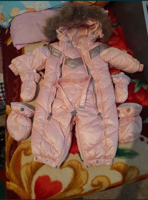 Продам зимний  комбенизон трансформер