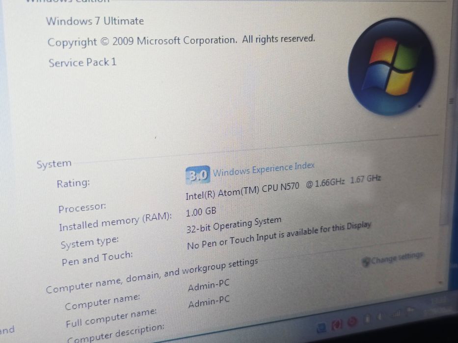 Laptop hp mini beats audio