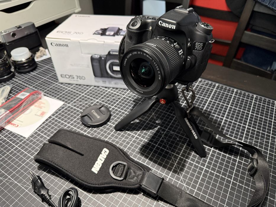 Camera foto/video DSLR Canon EOS 70D Body - in stare perfecta de funcționare