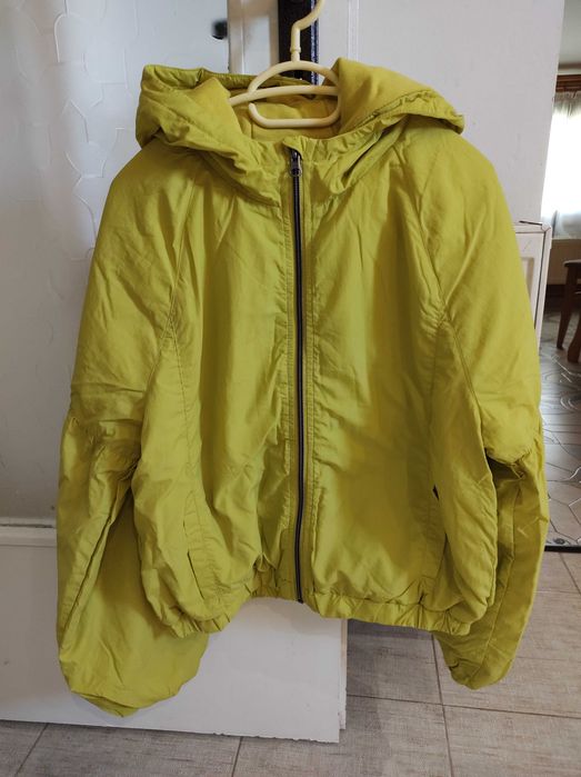 Яке Benetton     .