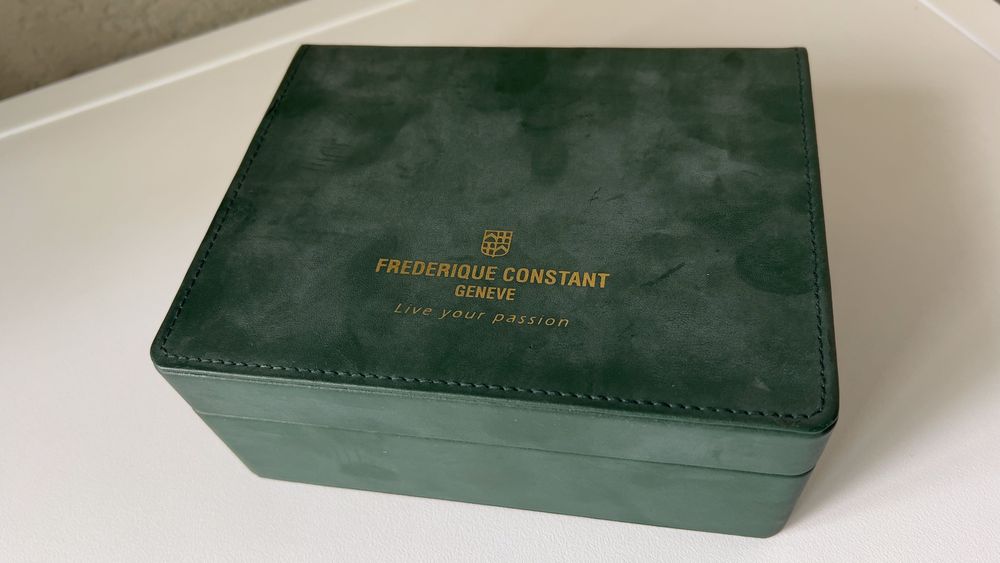 Cutie originală pentru ceasul Frederique Constant Geneve,