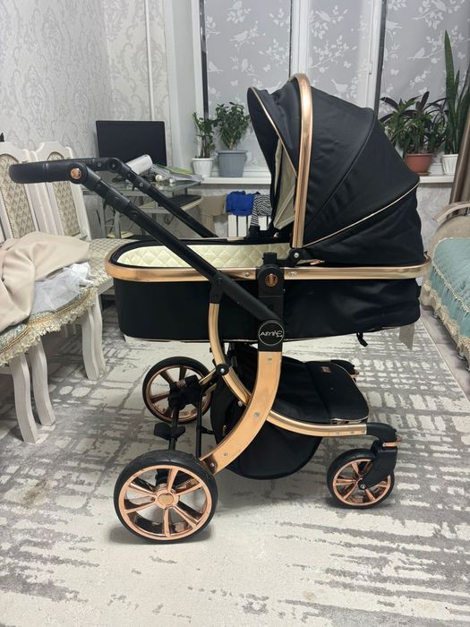 Продается коляска почти новая