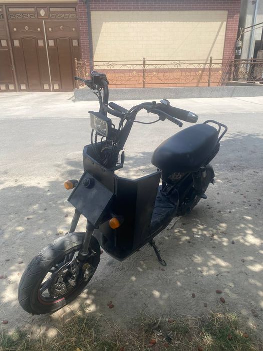 skuter 5 ta 20 v akmlatr oldi vilkasi sal bukilgan