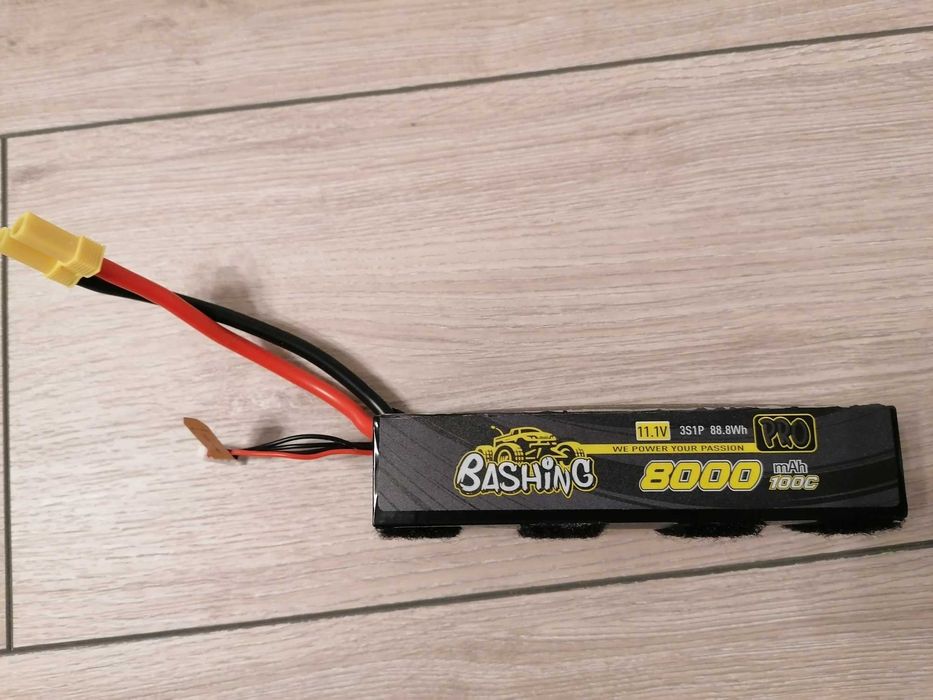 Vând navomodel nădit brushless viteză Speeder 2