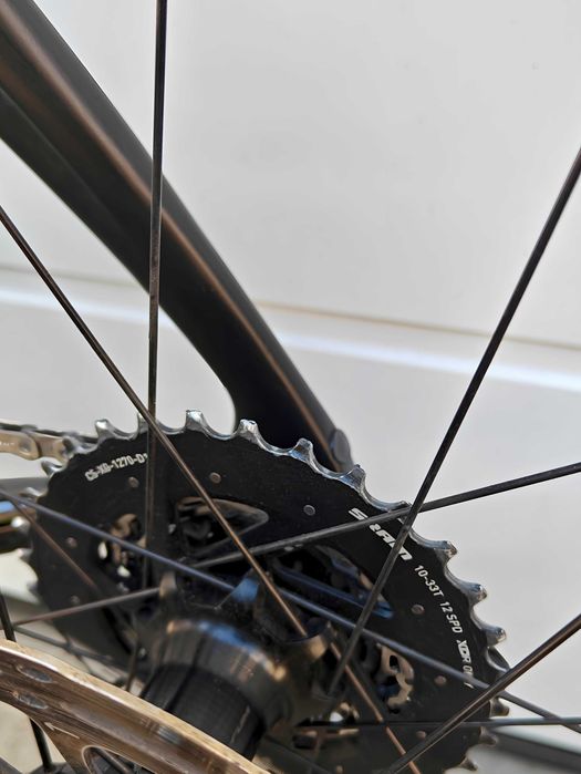 Pinarello Razha 2022 SRAM Force eTap AXS Шосеен Карбонов Велосипед