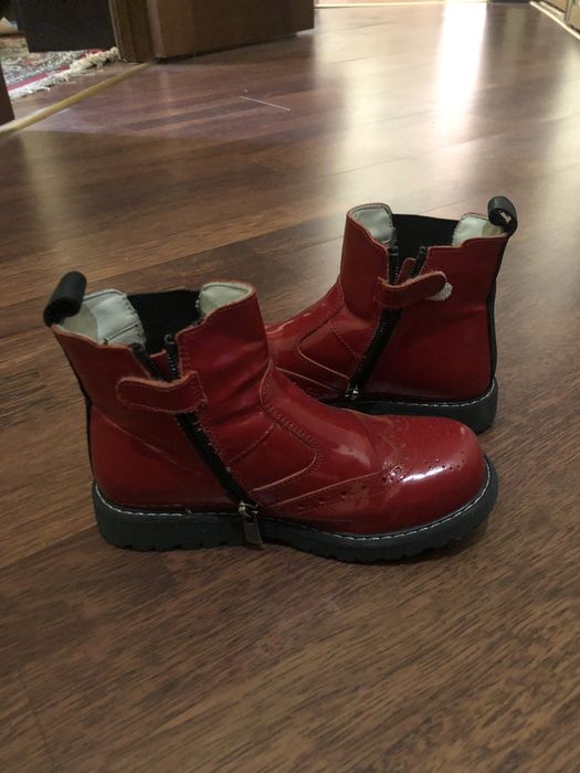 Ботинки для девочки