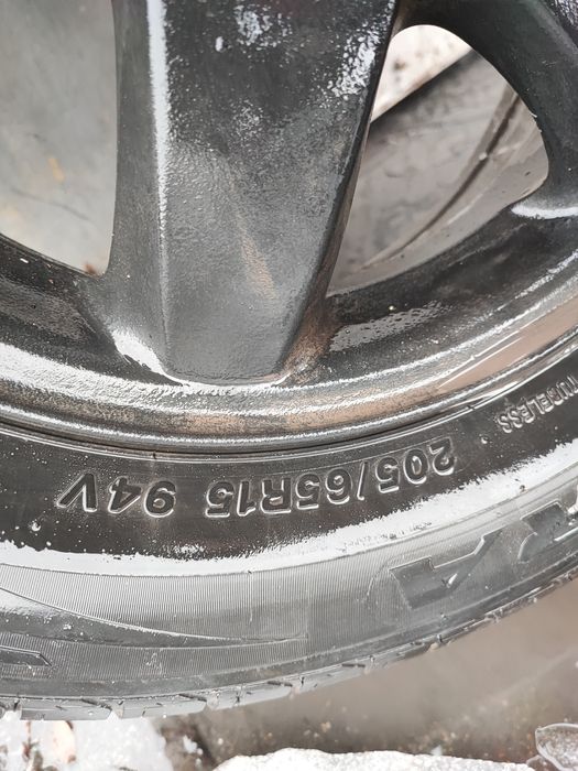 Диски Мерседес седан.