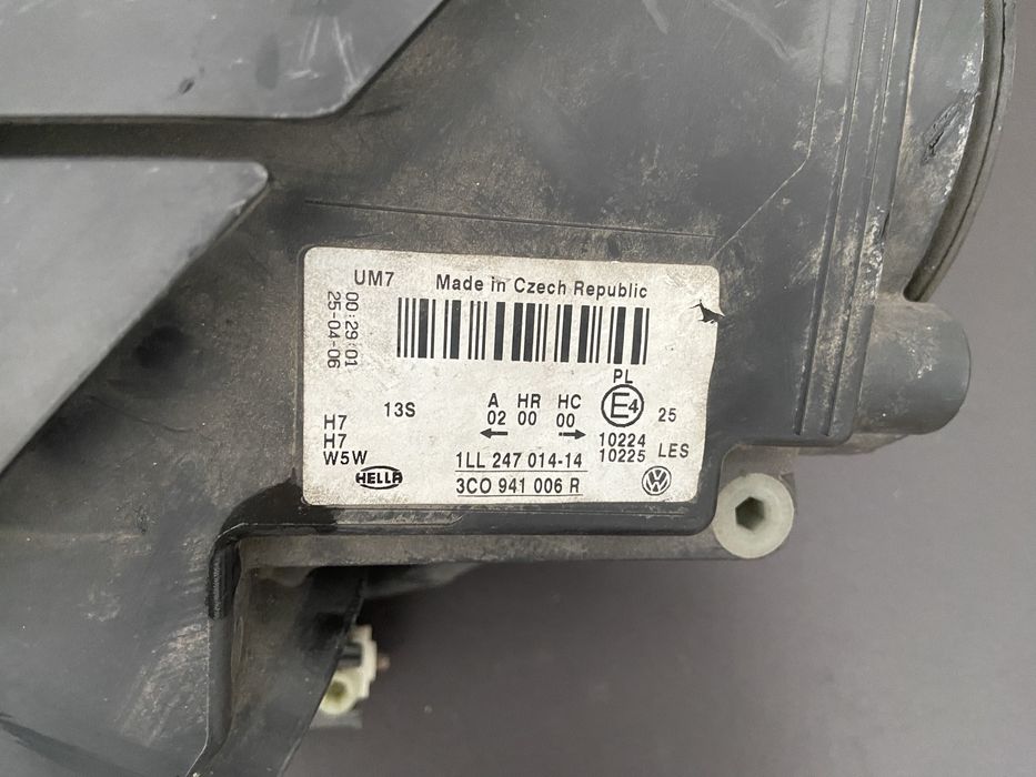 Фарове Пасат 6 / Passat Vl