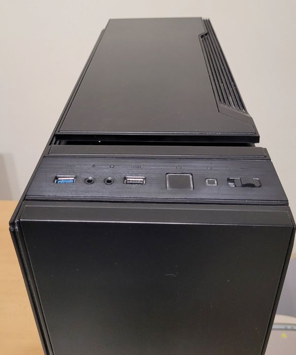 Геймърски компютър Ryzen 7 2700, GTX 1070 8GB, 16GB, Водно