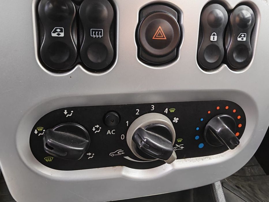 DACIA Logan 2009 — imagine 5