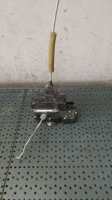 Broasca usa stanga spate opel antara a l07