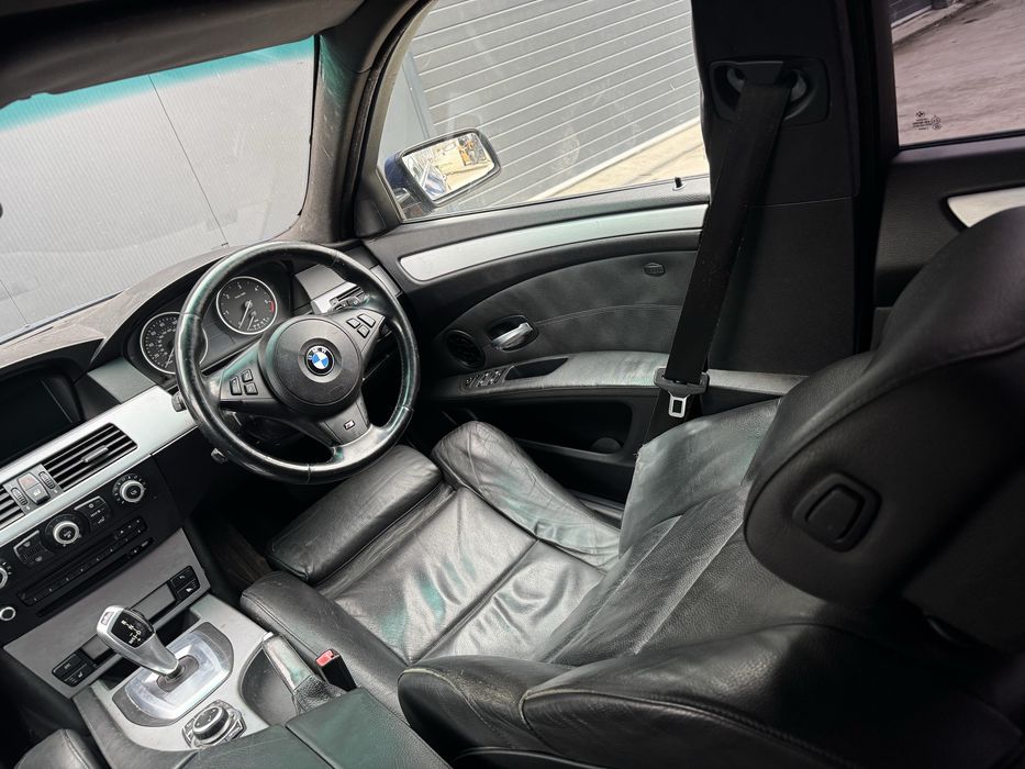 BMW E60 ///M pack  FACE 3d 235h.p  auto НА ЧАСТИ