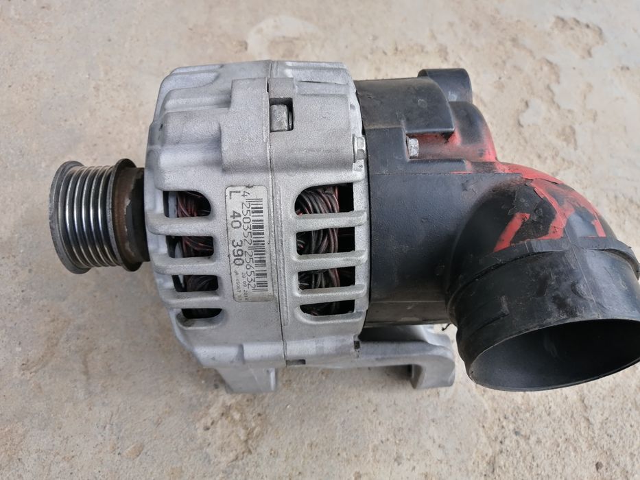 Продам генератор на бмв е39. 90ам