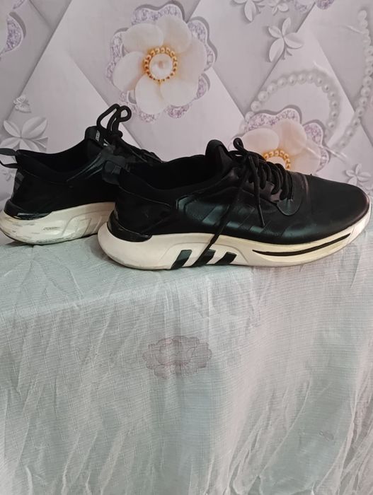 Женские кросовки