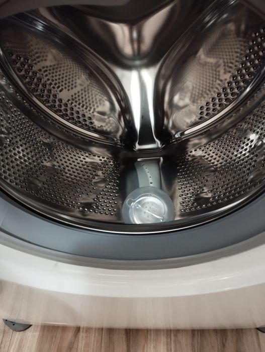 Продавам пералня Канди