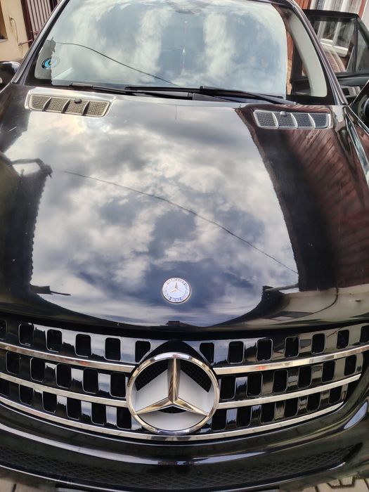 Vind Mercedes Ml  starea perfectă de funcționare