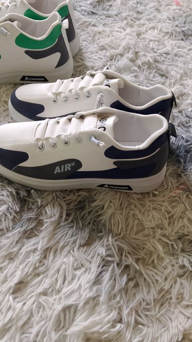 Кроссовки не дорогие