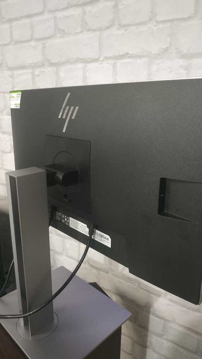 Монитор HP Elitedisplay E233 IPS FullHD Displayport,HDMI,Pivot