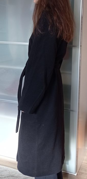 Палто с колан Н&М номерXS-S