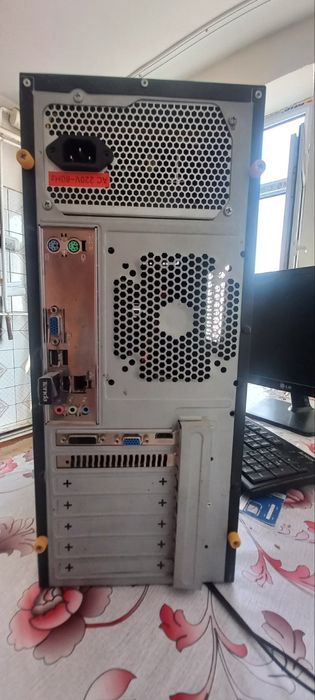 Настольные компьютеры