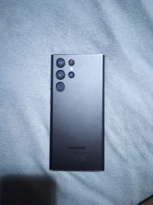 Самсунг S22 ультра
